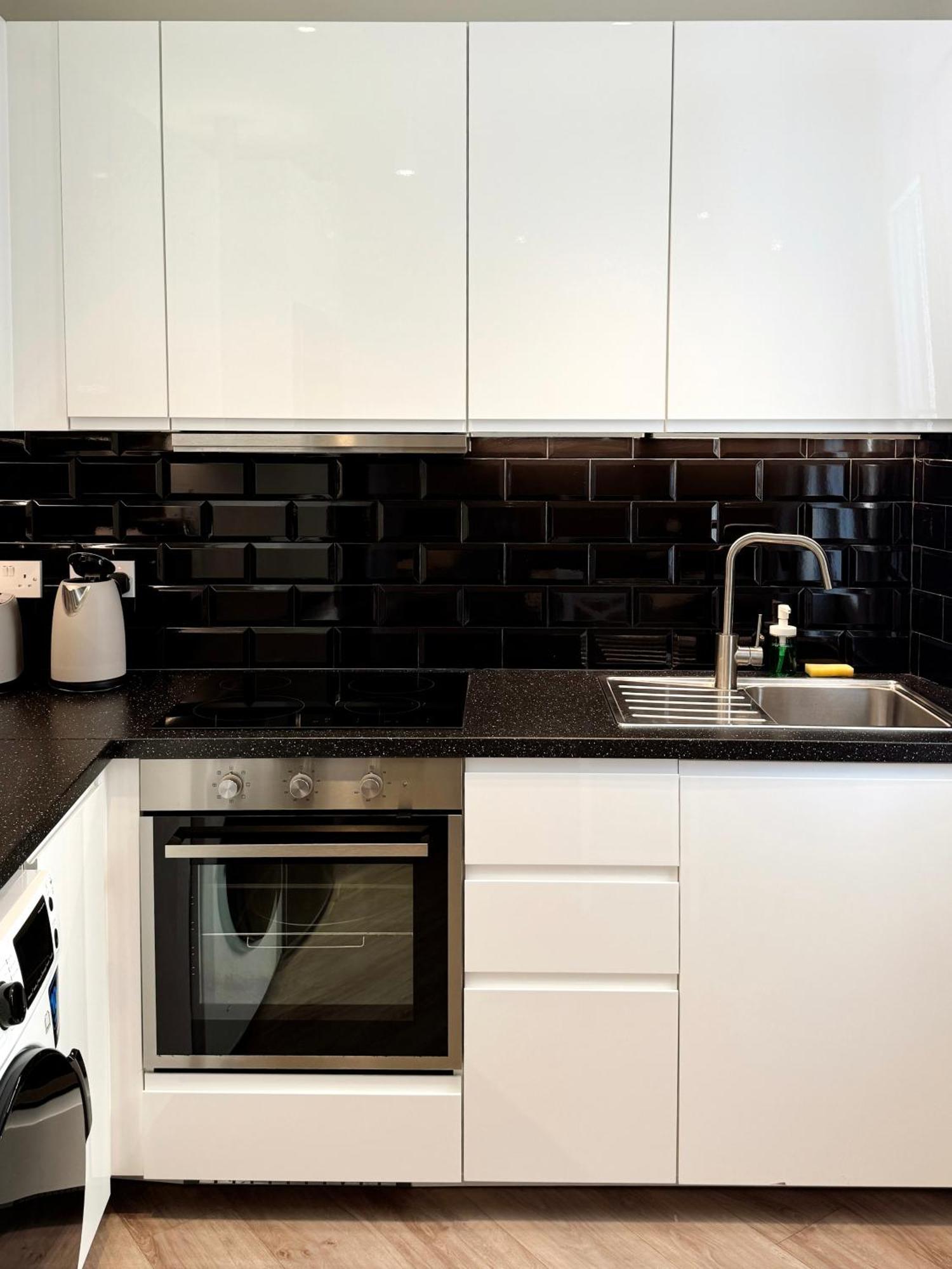 Delightful City Centre Studio Clarendon Apartment - Grand Central House Gibraltar Ngoại thất bức ảnh