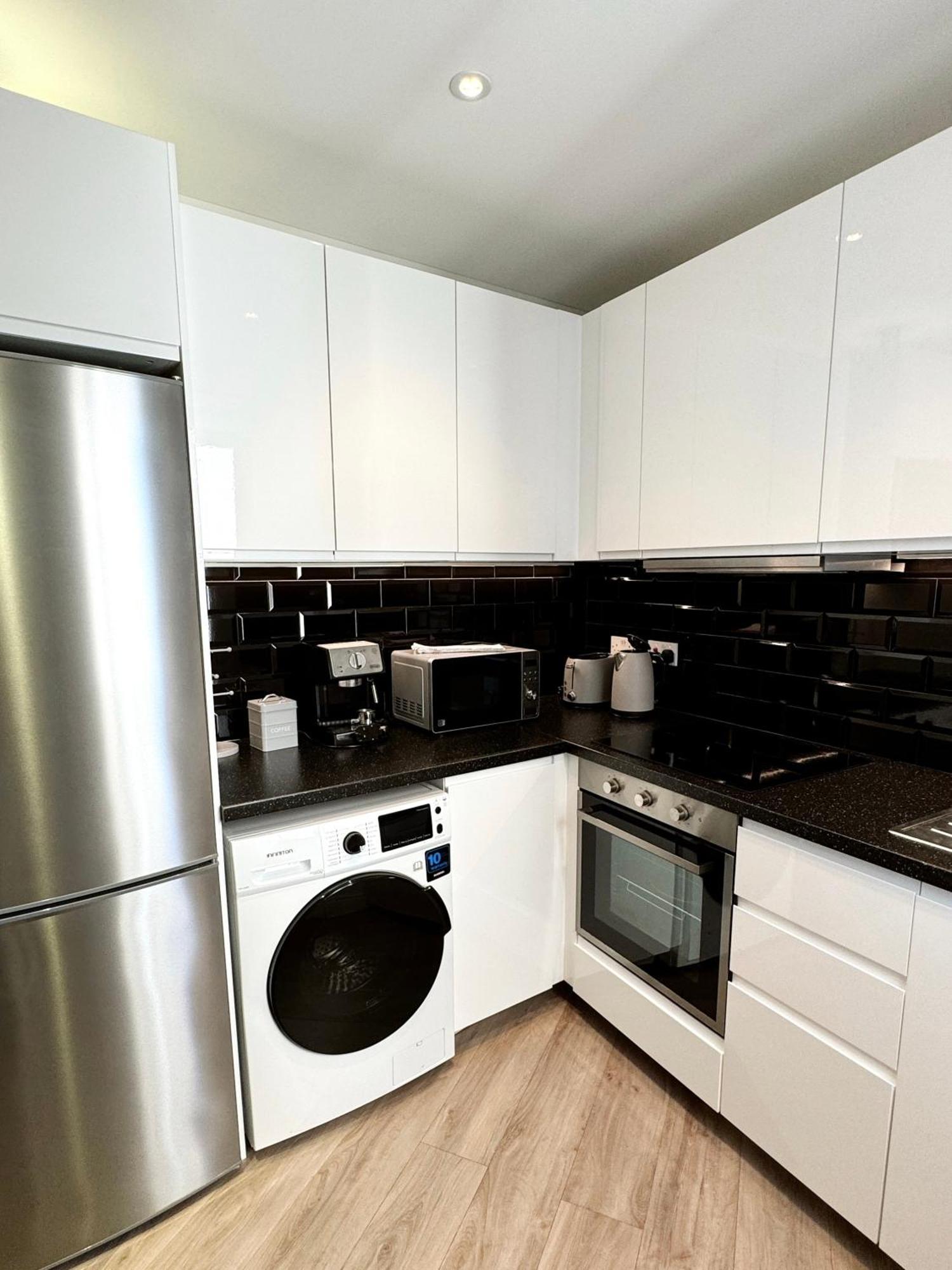 Delightful City Centre Studio Clarendon Apartment - Grand Central House Gibraltar Ngoại thất bức ảnh