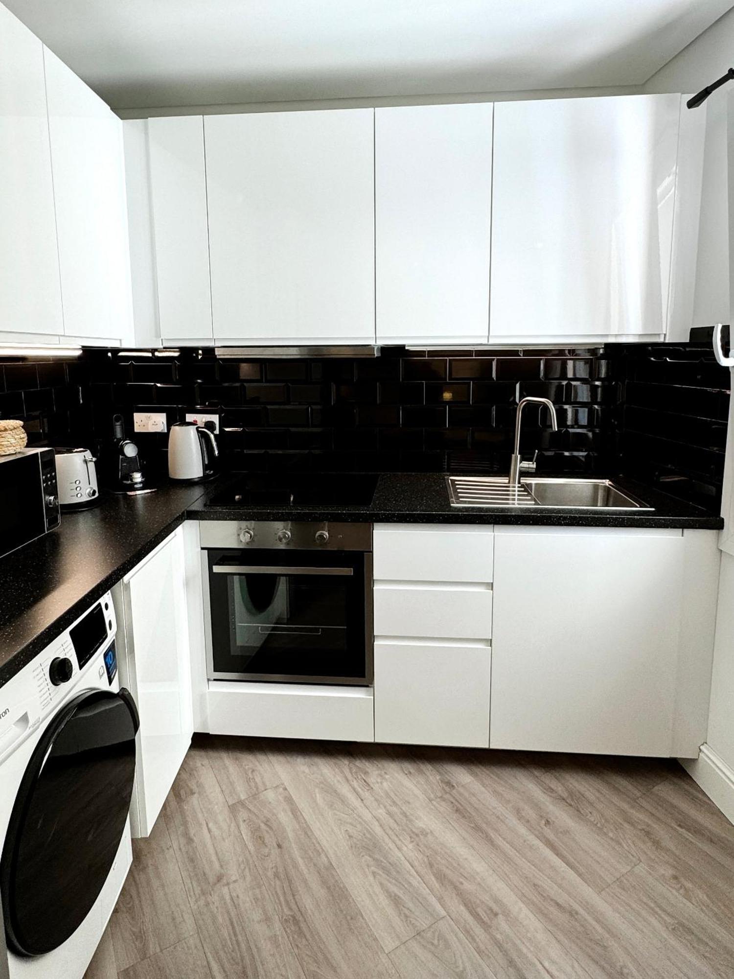 Delightful City Centre Studio Clarendon Apartment - Grand Central House Gibraltar Ngoại thất bức ảnh