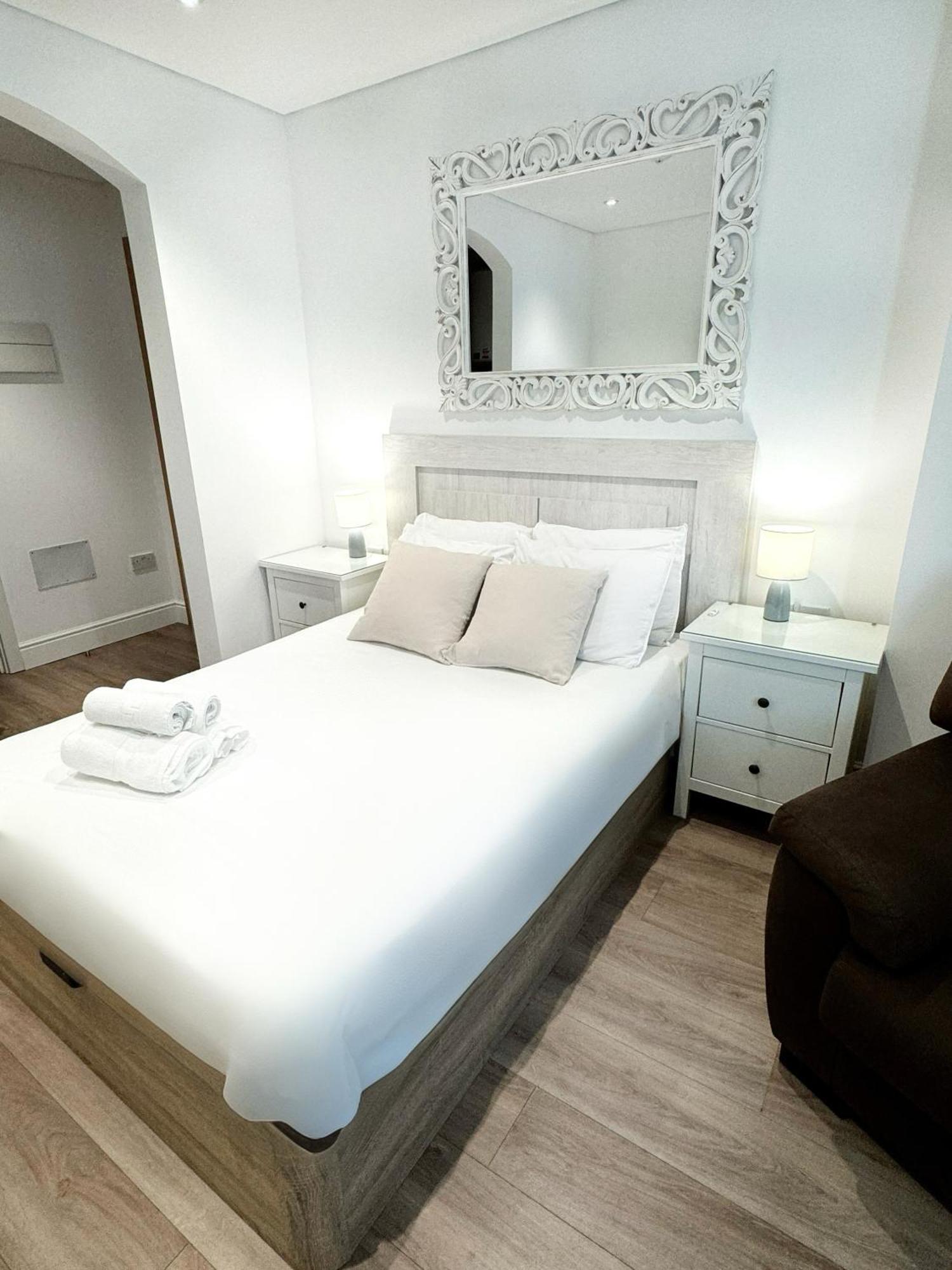 Delightful City Centre Studio Clarendon Apartment - Grand Central House Gibraltar Ngoại thất bức ảnh